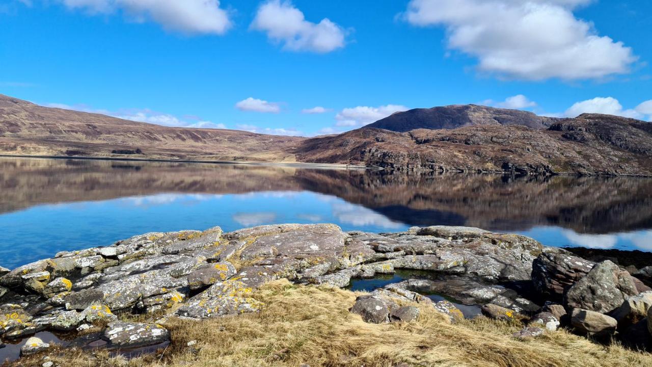 The Bay ,Luxury Shepherds Hut, Dundonnell Exteriör bild