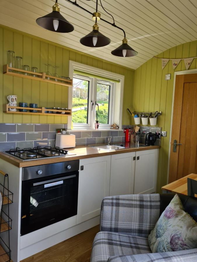 The Bay ,Luxury Shepherds Hut, Dundonnell Exteriör bild